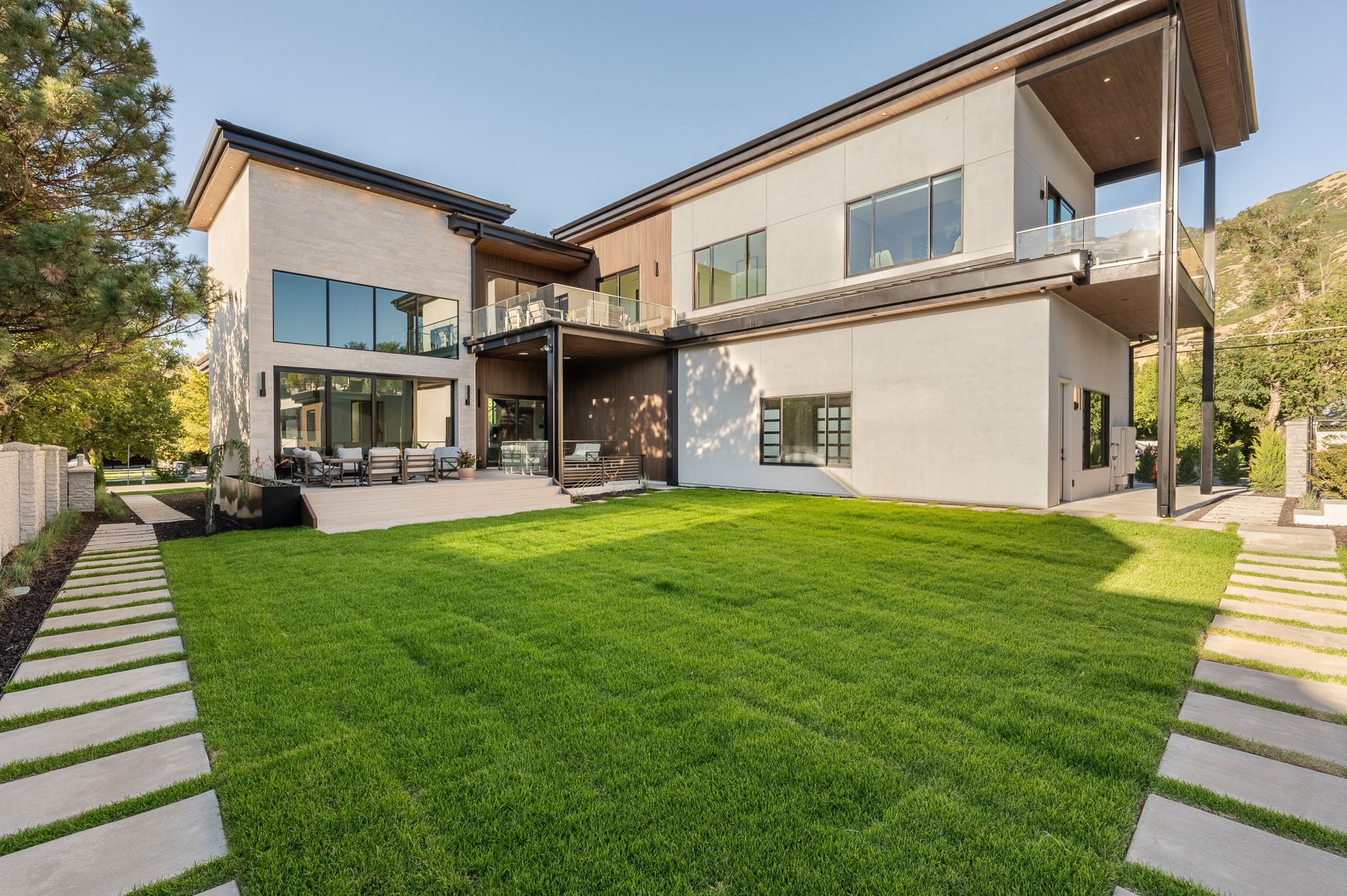 Top Architects Utah Custom Homes Design in Utah - Jewkes Design - A Touch of Brazil - Low Res23